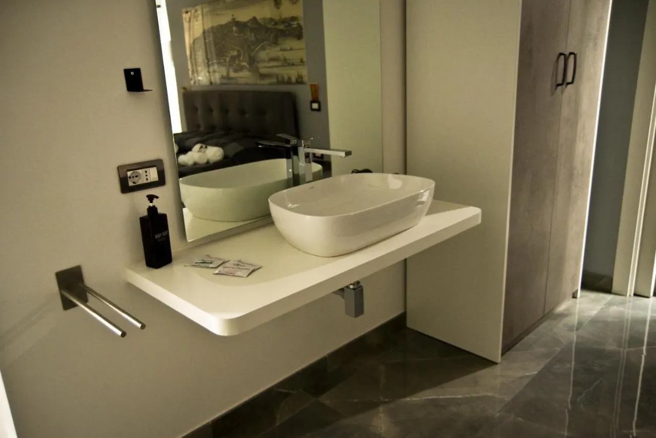 Suite Napoli Sotterranea Con Vasca Idromassaggio