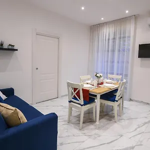 Appartamento Rosaroll 57, Napoli