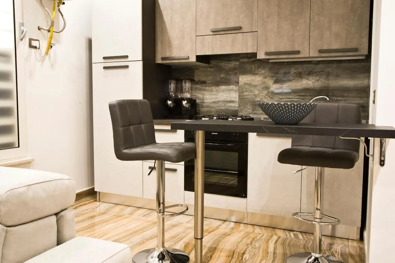 Suite Napoli Sotterranea con Vasca Idromassaggio 0*,
