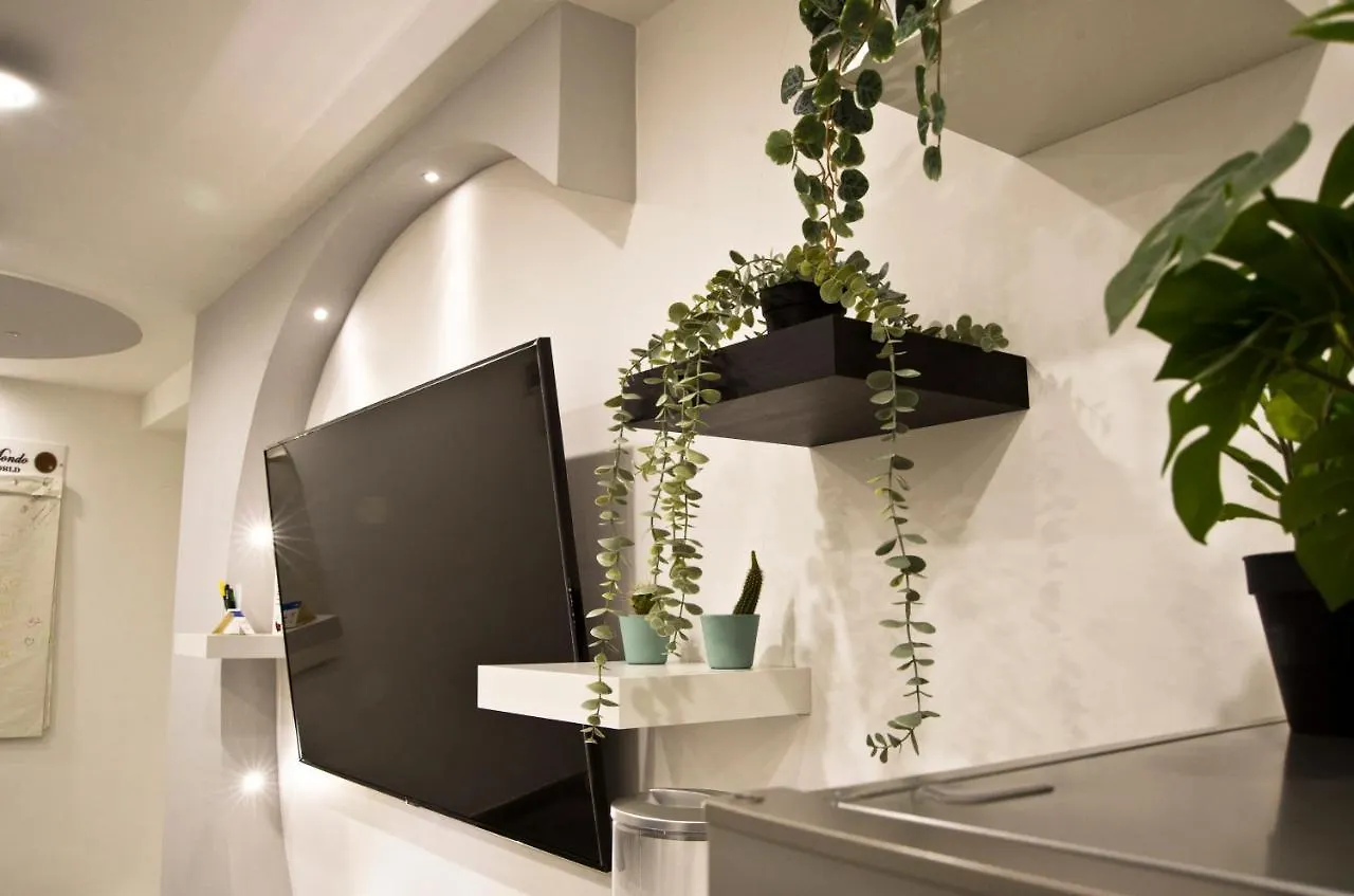 Suite Napoli Sotterranea con Vasca Idromassaggio 0*,